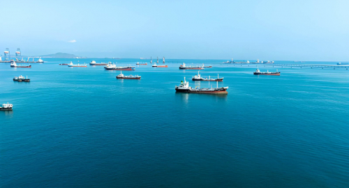 USA-Iran, Hormuz sotto pressione: nuova zona ristretta e traffico ai minimi
